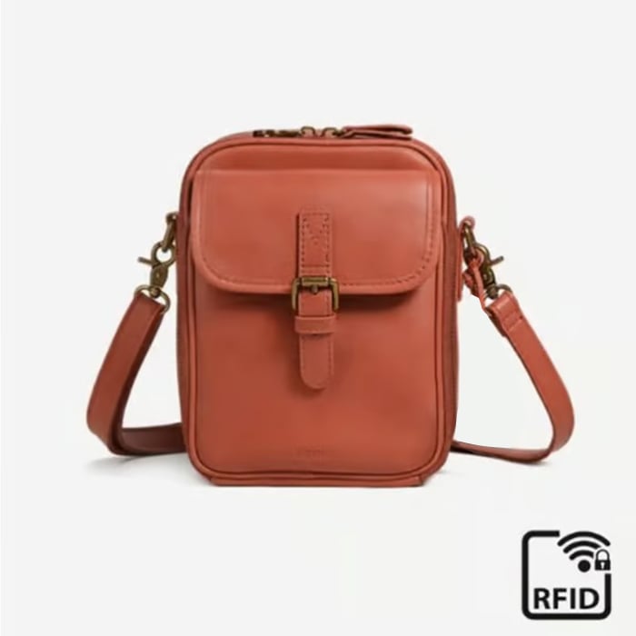 ⭐2026 USA Sale: Up to 50% OFF -🔥Crossbody Leather RFID Bag(🎁Buy 2 Free Shipping)