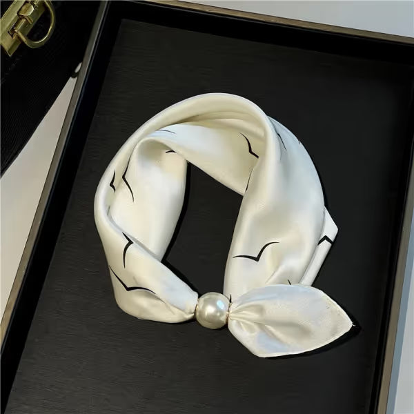 🔥2026 TOP SALE ✨ Effortless Glamour: Pop-On Pearl Necklace Scarf 🧣