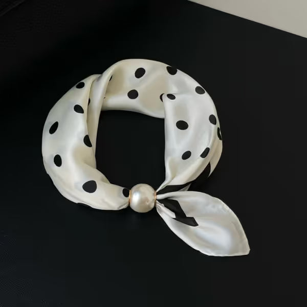 🔥2026 TOP SALE ✨ Effortless Glamour: Pop-On Pearl Necklace Scarf 🧣